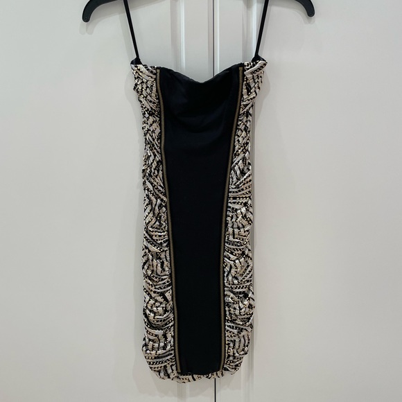 Bebe Addiction-Geometric Print Tube Dress - Picture 5 of 7